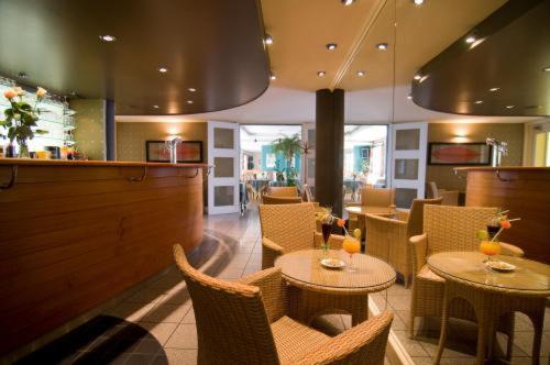 Le Robinson Hotel แซ็งต์-ฌอง-เดอ-มองต์ ภายนอก รูปภาพ